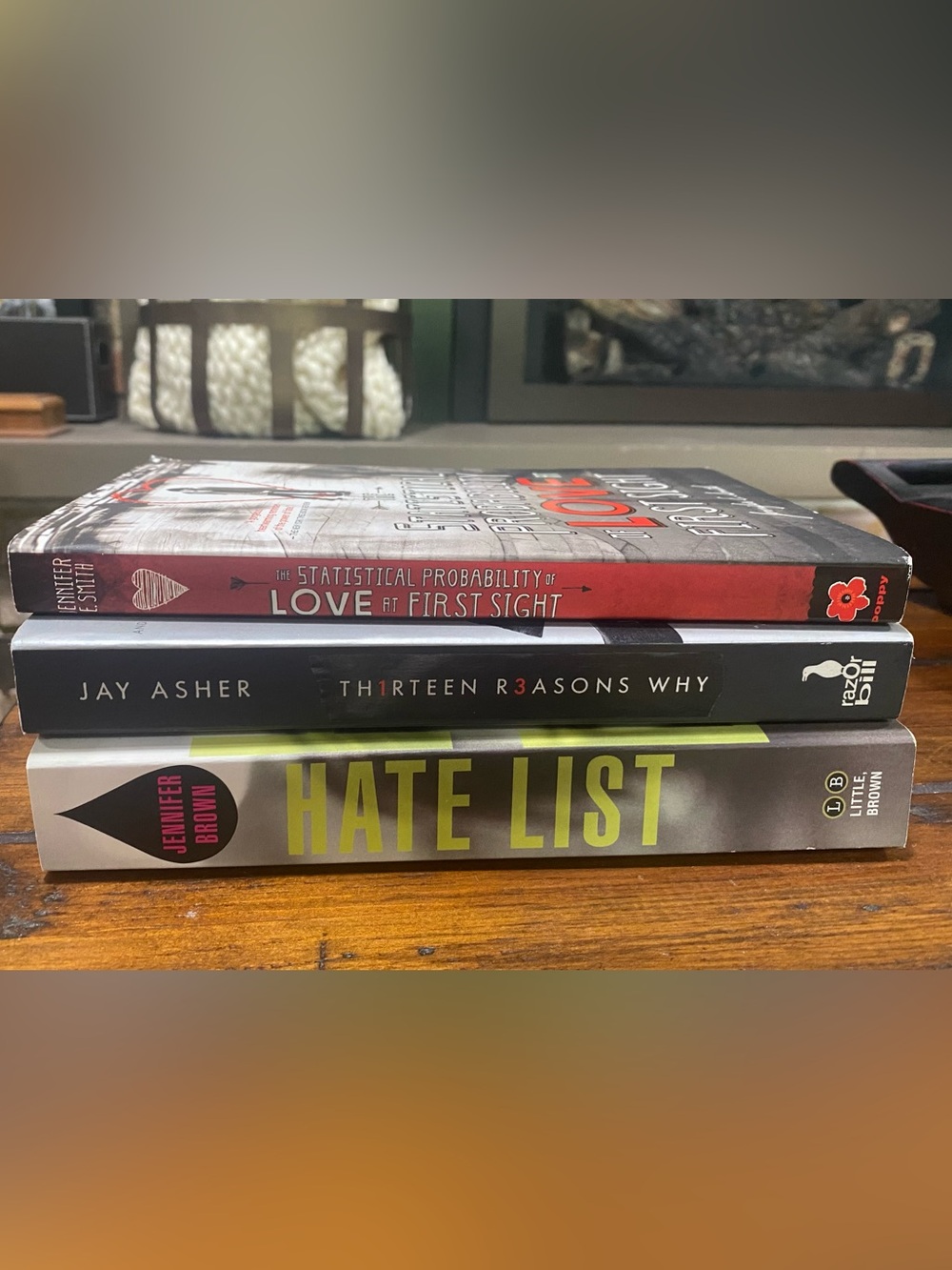 Bundle of 3 young adult books 📚